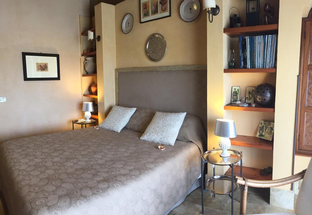 Casale Alma Bed and Breakfast Marsala Exteriör bild